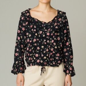 American Eagle Black Floral Cropped Blouse • XS • Bell‎ Sleeve Whimsigoth Witchy